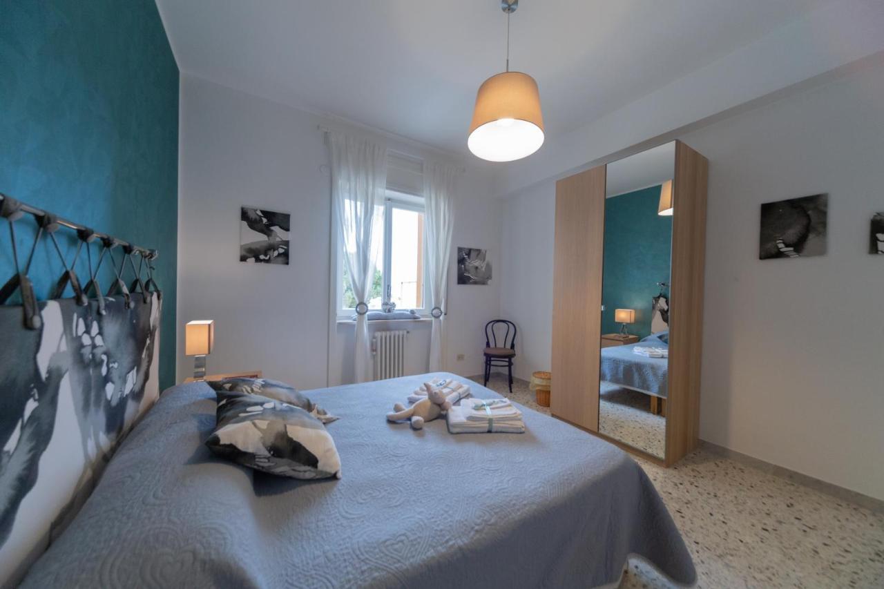 Casa Luisa Bed and Breakfast Σαλέρνο Εξωτερικό φωτογραφία