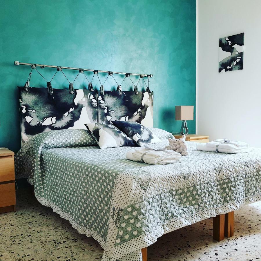 Casa Luisa Bed and Breakfast Σαλέρνο Εξωτερικό φωτογραφία